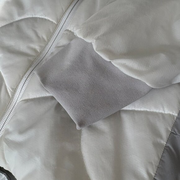 The North Face Summit Series Women’s Jacket – Size L - Picture 10 of 12